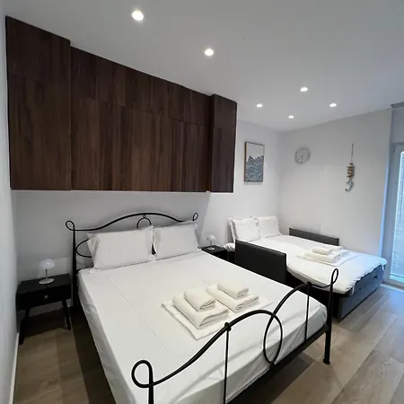 Apartamento Drymades Gjilek