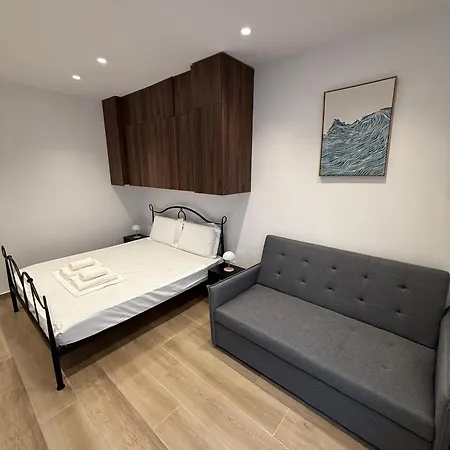 Drymades Apartamento Gjilek